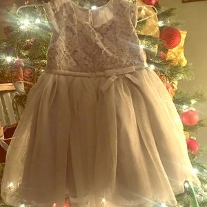 Girls Dress; Grey w/ silver embellishments - as 4t